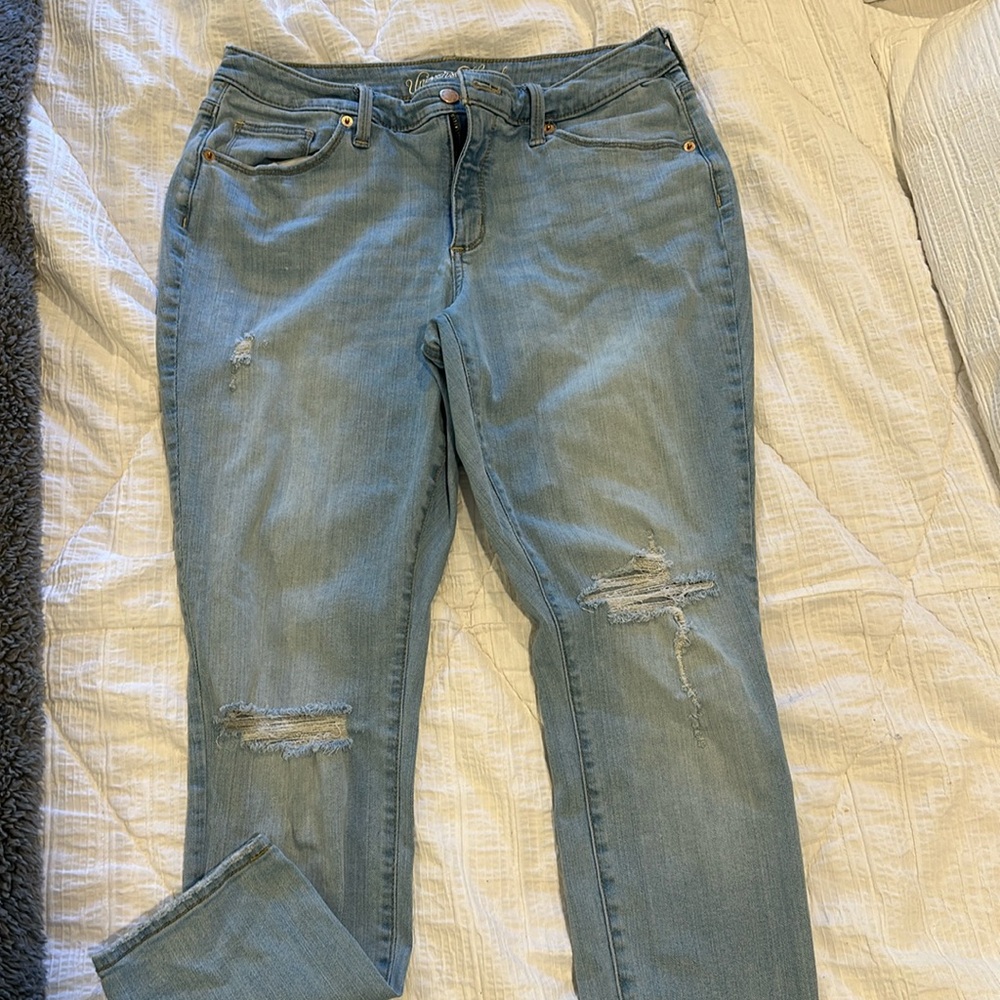 UNIVERSAL THREAD MID RISE CURVY SKINNY JEANS